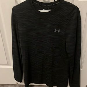 Under armor long sleeve black workout shirt